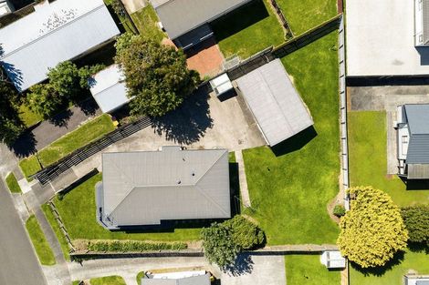 Photo of property in 4 Lagoon Place, Poike, Tauranga, 3112