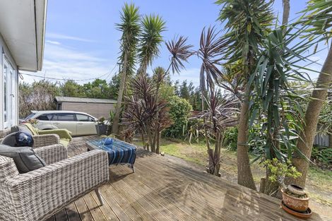 Photo of property in 71 Mountain Road, Sentry Hill, New Plymouth, 4373