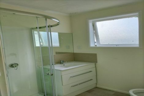 Photo of property in 505 Massey Road, Mangere, Auckland, 2022