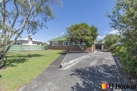 Photo of property in 13 Albion Place, Papakura, 2110