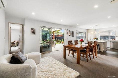 Photo of property in 30 Castellina Drive, Karaka, Papakura, 2113