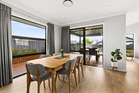 Photo of property in 45a Arataki Road, Havelock North, 4130