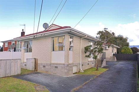 Photo of property in 1/28 Taipari Road, Te Atatu Peninsula, Auckland, 0610