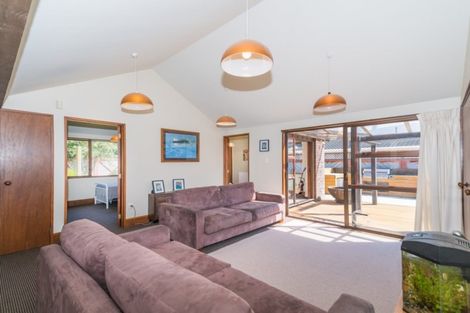 Photo of property in 7 Grange Place, Milson, Palmerston North, 4414