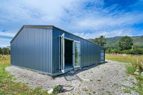 Photo of property in 136 Powerhouse Road, Fairdown, Westport, 7891