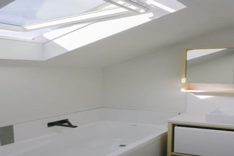 Photo of property in 24u1 Lyon Street, Frankton, Hamilton, 3204