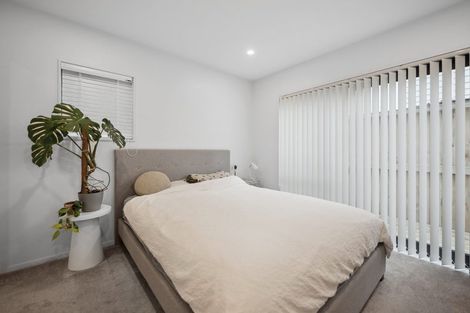 Photo of property in 1b Robin Lane, Browns Bay, Auckland, 0630