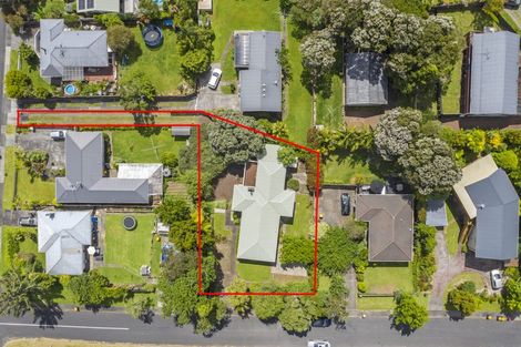 Photo of property in 4 Longfellow Parade, Glen Eden, Auckland, 0604
