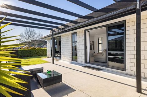 Photo of property in 19 Ballintoy Park Drive, Welcome Bay, Tauranga, 3175