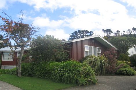 Photo of property in 95 Tirohanga Road, Tirohanga, Lower Hutt, 5010