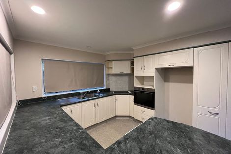 Photo of property in 30 Stableford Drive, Pyes Pa, Tauranga, 3112