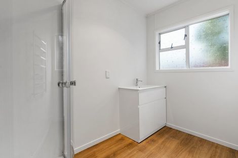 Photo of property in 32 Idlewild Avenue, Mangere, Auckland, 2022