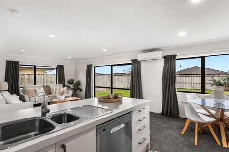 Photo of property in 32 Hodgkinson Road, Pegasus, 7612