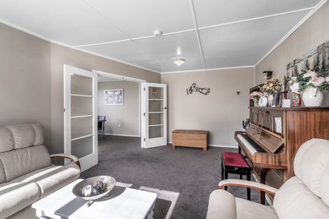 Photo of property in 52 Conway Crescent, Glengarry, Invercargill, 9810