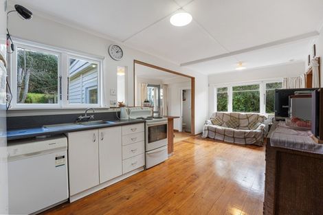 Photo of property in 16 Hursthouse Street, Vogeltown, New Plymouth, 4310