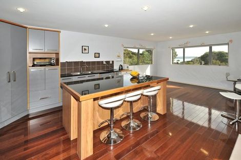 Photo of property in 17e Balmain Road, Birkenhead, Auckland, 0626