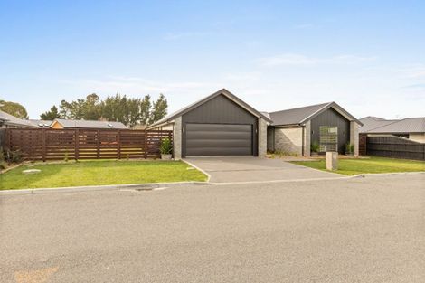 Photo of property in 39 Plover Avenue, Amberley, 7410