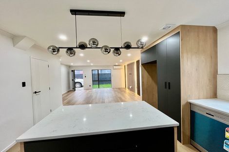 Photo of property in 8e Woburn Street, Mangere East, Auckland, 2024