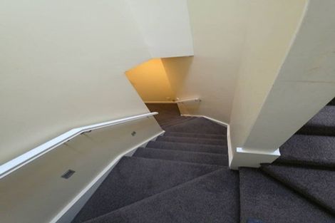 Photo of property in 20 Cameron Street, Kaiwharawhara, Wellington, 6035