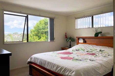 Photo of property in 216 Solar Road, Glen Eden, Auckland, 0602