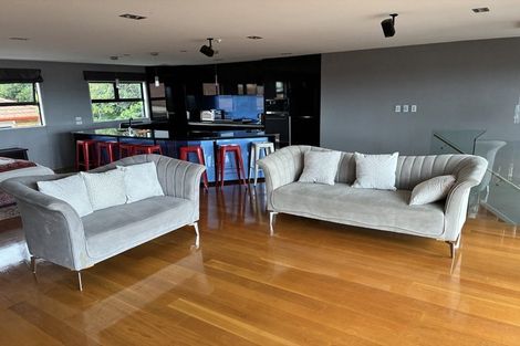 Photo of property in 4 The Enclave, Totara Heights, Auckland, 2105