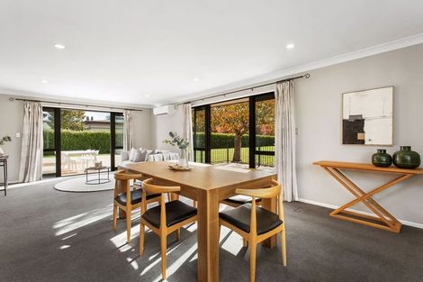 Photo of property in 290 Queen Elizabeth Ii Drive, Mairehau, Christchurch, 8052