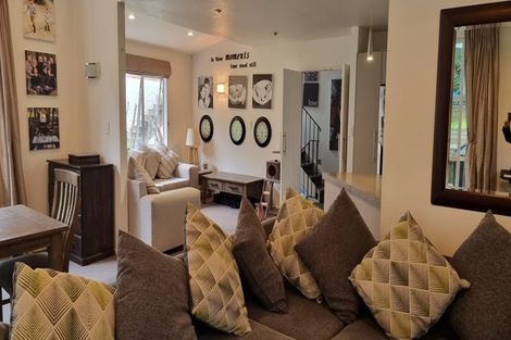 Photo of property in 1a Hythe Terrace, Mairangi Bay, Auckland, 0630