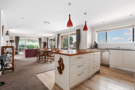 Photo of property in 17 Lynley Park Drive, Omokoroa, 3114