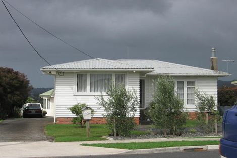 Photo of property in 204 Sturges Road, Henderson, Auckland, 0612