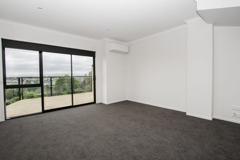 Photo of property in 12/14u Ruakiwi Road, Hamilton Lake, Hamilton, 3204