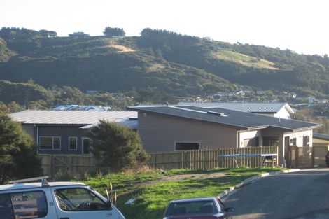 Photo of property in 42 James Cook Drive, Whitby, Porirua, 5024