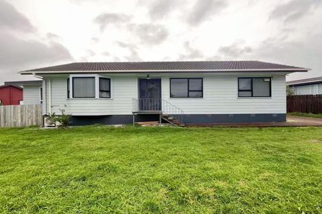 Photo of property in 3 Rukumoana Place, Clendon Park, Auckland, 2103