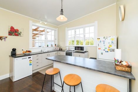 Photo of property in 8 Toia Street, Marton, 4710