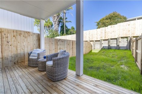 Photo of property in 5 Impatiens Lane, Massey, Auckland, 0614