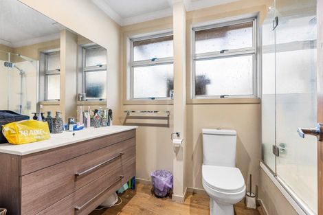 Photo of property in 112 Isabel Street, Whangamata, 3620