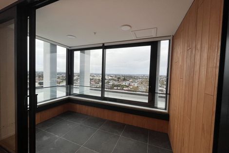 Photo of property in 1 Buscomb Avenue, Henderson, Auckland, 0610