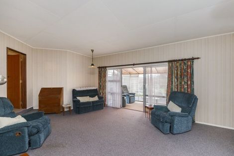 Photo of property in 14 Suffolk Crescent, Feilding, 4702