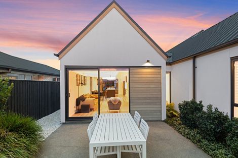 Photo of property in 6 Helen Place, Halswell, Christchurch, 8025