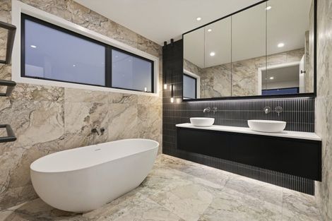 Photo of property in 58a Hinewa Road, Otumoetai, Tauranga, 3110