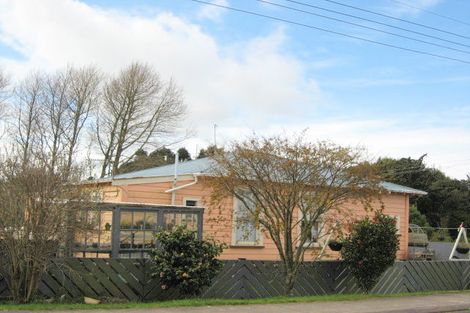 Photo of property in 2 Ford Street, Stratford, 4332