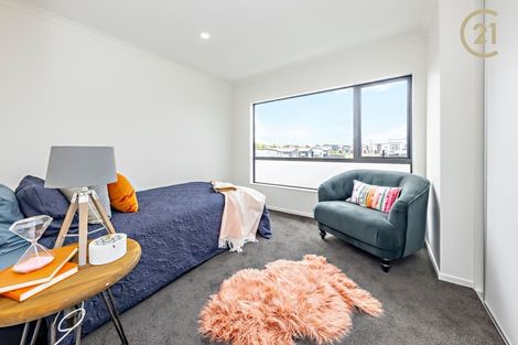 Photo of property in 3 Beardmore Lane, Papakura, 2110
