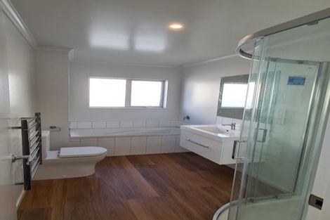 Photo of property in 19 Stockport Grove, Churton Park, Wellington, 6037