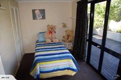 Photo of property in 49 Paynters Avenue, Strandon, New Plymouth, 4312