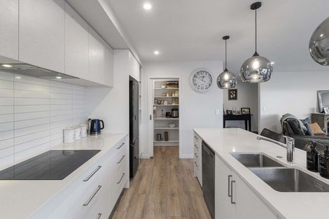 Photo of property in 43a Saint Pauls Drive, Brookfield, Tauranga, 3110