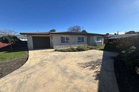 Photo of property in 8 Hogg Crescent, Masterton, 5810