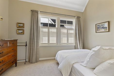 Photo of property in 7 Burnham Street, Seatoun, Wellington, 6022