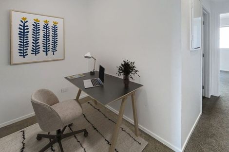 Photo of property in 6 Ngae Place, Mangere East, Auckland, 2024