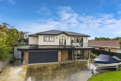 Photo of property in 45 Fleetwood Drive, Henderson, Auckland, 0612