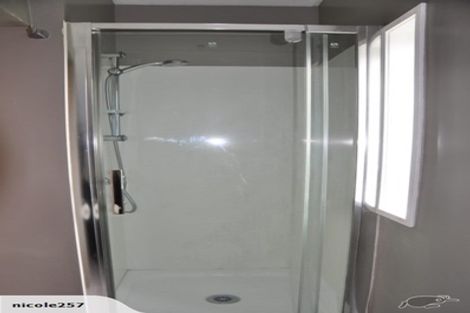 Photo of property in 129 Kia Ora Road, Beach Haven, Auckland, 0626