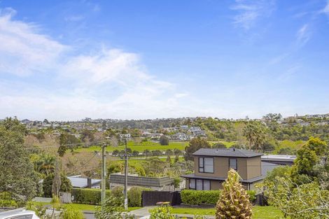 Photo of property in 59 Sylvan Avenue, Northcote, Auckland, 0627